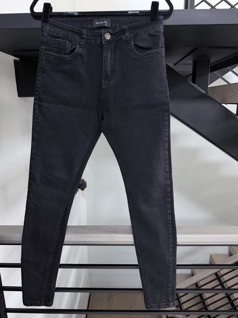 Men’s Express Skinny Fit Black Men’s Jeans - Classic Slim Style size 30